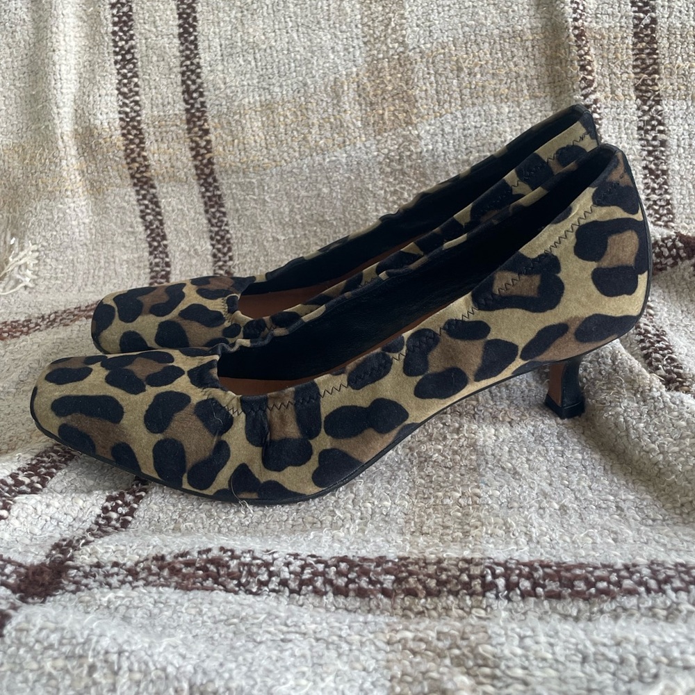 DONALD J PLINER SIGNED VERO CUOIO MADE IN SPAIN LEOPARD PRINT KITTEN HEEL PUMP - Picture 4 of 11